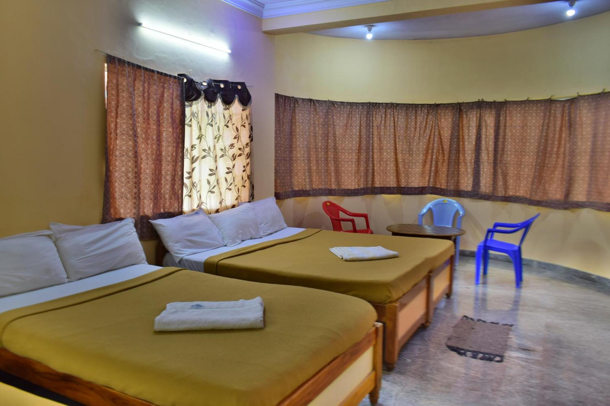Dolphin Resort Yelagiri Exterior foto