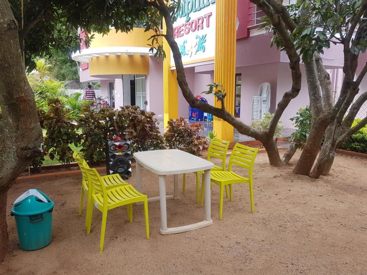 Dolphin Resort Yelagiri Exterior foto